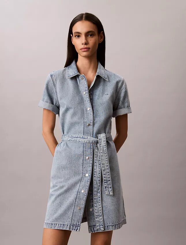 Miniabito in denim con cintura Miniabito in denim con cintura