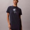 Miniabito T-shirt con stampa floreale Miniabito T-shirt con stampa floreale