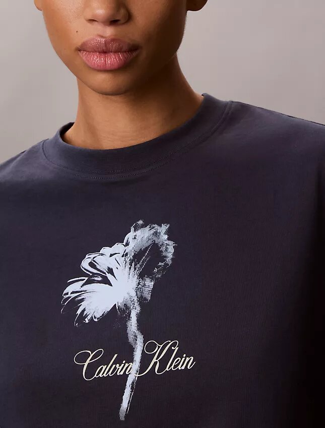 Miniabito T-shirt con stampa floreale Miniabito T-shirt con stampa floreale