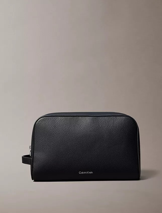 Necessaire con finitura granulata Necessaire con finitura granulata