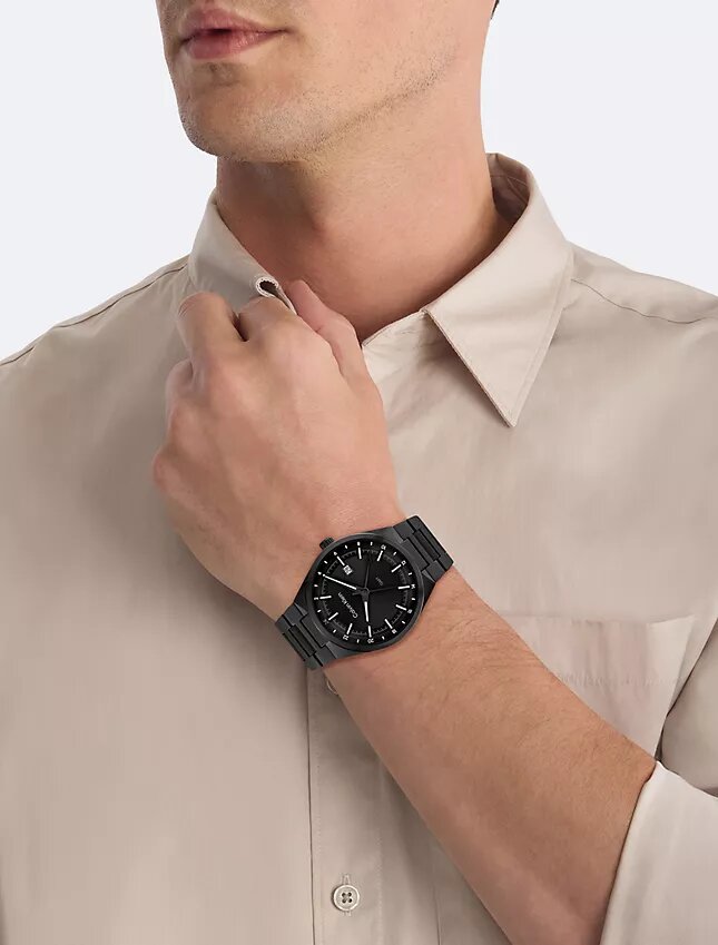 Orologio multifunzione dal design architettonico Orologio multifunzione dal design architettonico
