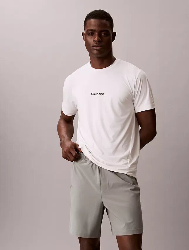 Pantaloncini con monogramma intrecciato Pantaloncini con monogramma intrecciato