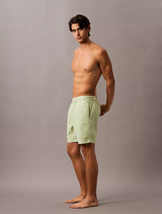 Pantaloncini da bagno con cintura con logo Pantaloncini da bagno con cintura con logo