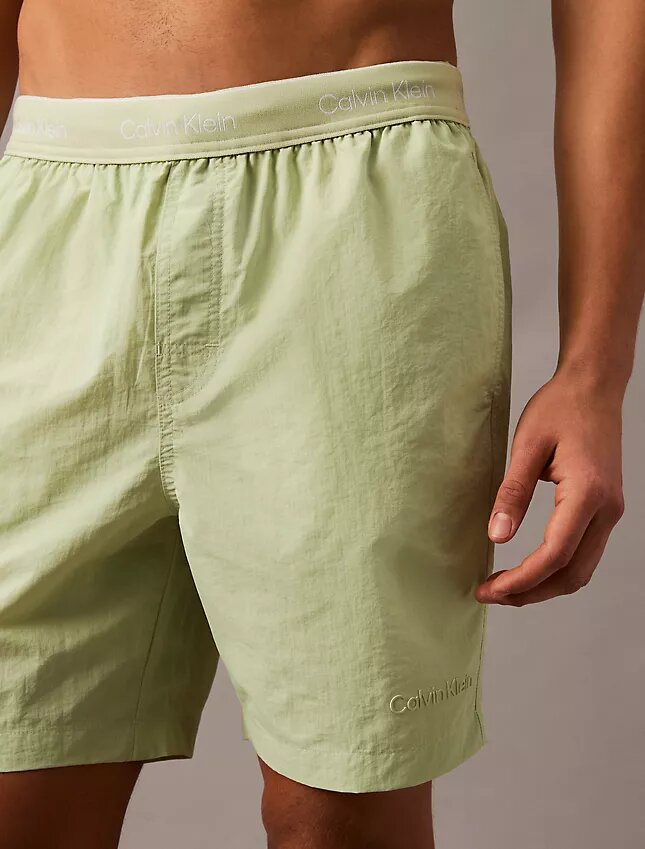 Pantaloncini da bagno con cintura con logo Pantaloncini da bagno con cintura con logo