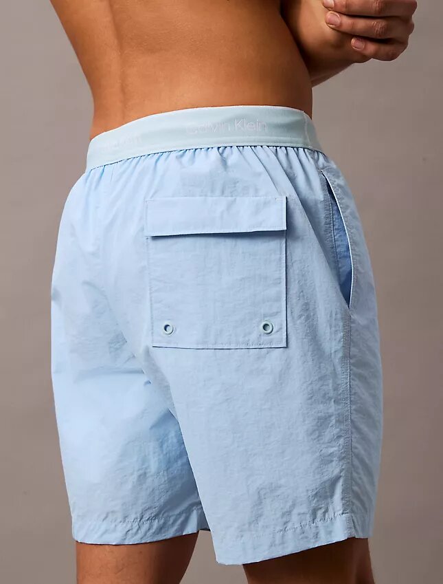Pantaloncini da bagno con cintura con logo Pantaloncini da bagno con cintura con logo