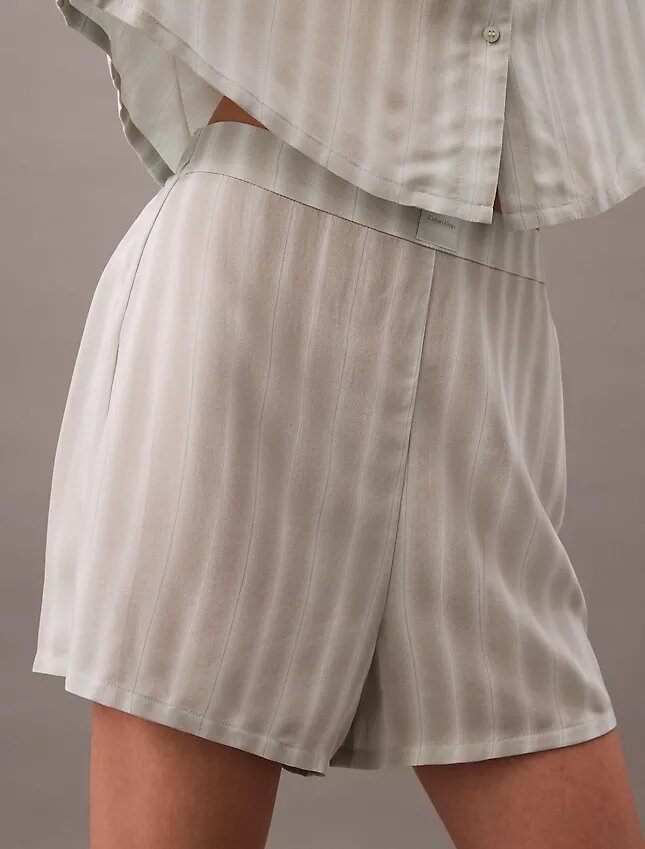 Pantaloncini da notte in viscosa intrecciata Pantaloncini da notte in viscosa intrecciata