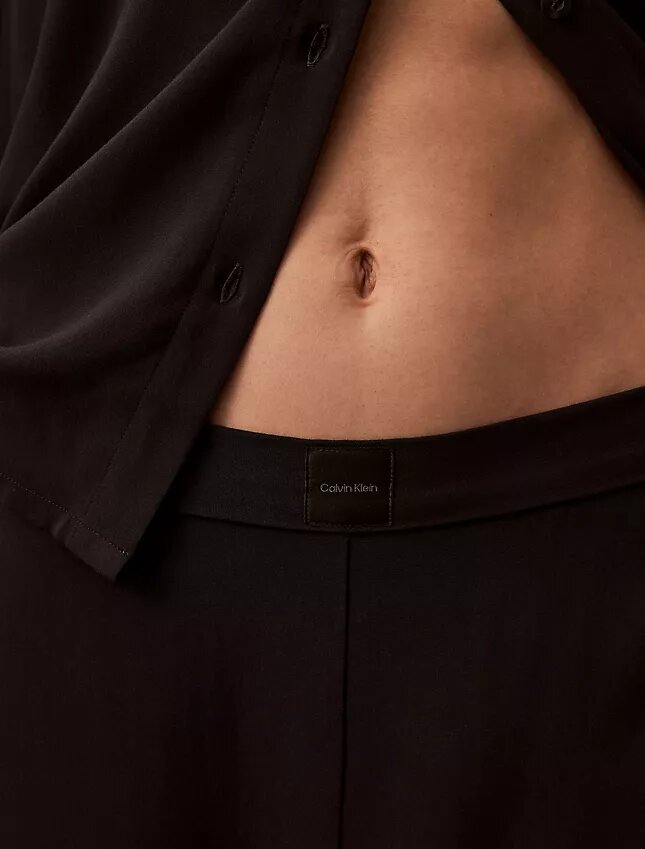 Pantaloncini da notte in viscosa intrecciata Pantaloncini da notte in viscosa intrecciata