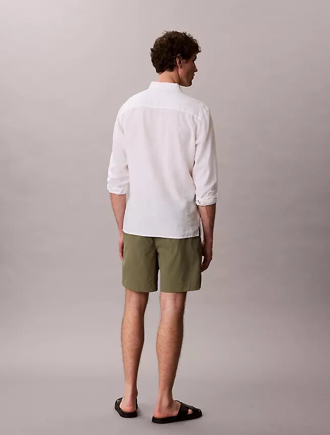 Pantaloncini dritti in seersucker con elastico da 18 cm Pantaloncini dritti in seersucker con elastico da 18 cm