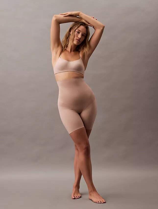 Pantaloncini elasticizzati che non si spostano Pantaloncini elasticizzati che non si spostano
