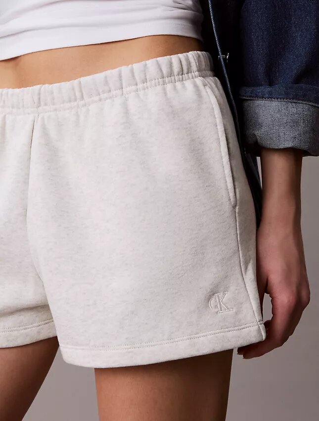 Pantaloncini in felpa con logo d’archivio Pantaloncini in felpa con logo d’archivio