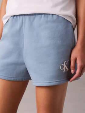 Pantaloncini in pile con monogramma