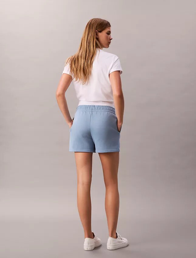 Pantaloncini in pile con monogramma Pantaloncini in pile con monogramma