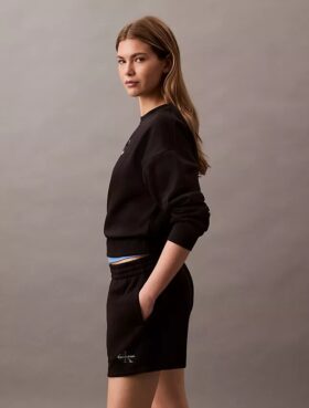 Pantaloncini in pile Monologo