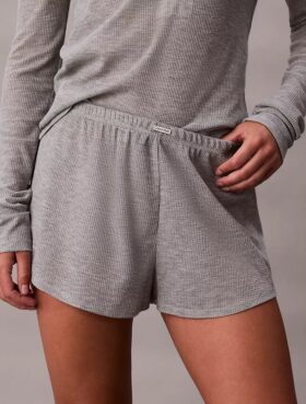 Pantaloncini leggeri a vita alta in maglia a nido d’ape