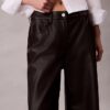 Pantaloni a 5 tasche in ecopelle Pantaloni a 5 tasche in ecopelle