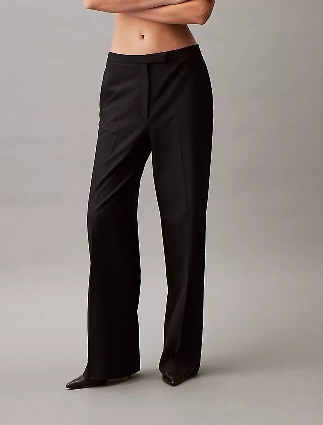 Pantaloni a gamba larga elasticizzati e raffinati Pantaloni a gamba larga elasticizzati e raffinati