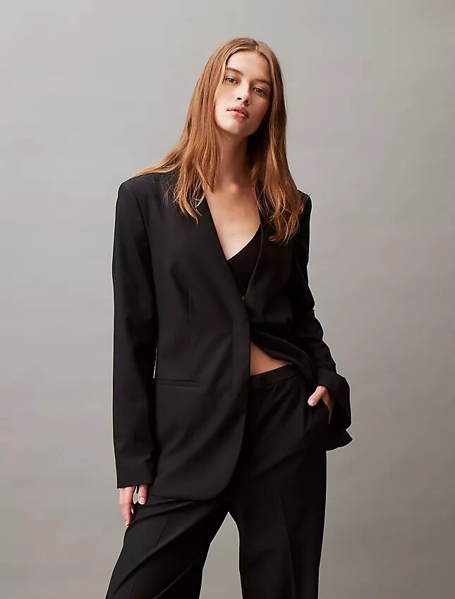 Pantaloni a gamba larga elasticizzati e raffinati Pantaloni a gamba larga elasticizzati e raffinati