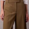 Pantaloni a gamba larga in gabardine di lana Pantaloni a gamba larga in gabardine di lana