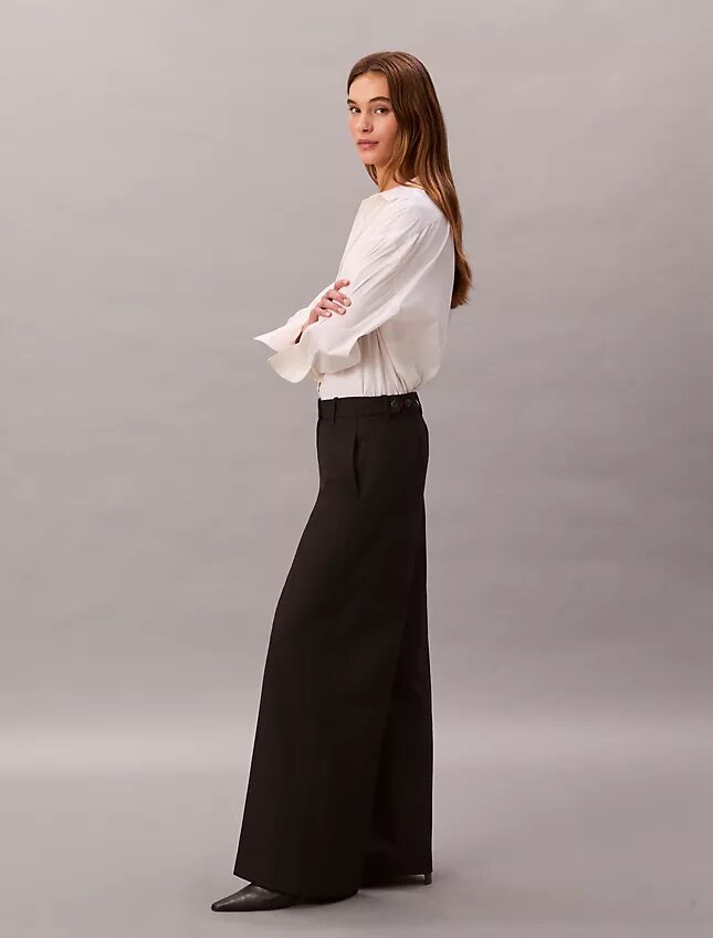 Pantaloni a gamba larga in gabardine di lana Pantaloni a gamba larga in gabardine di lana