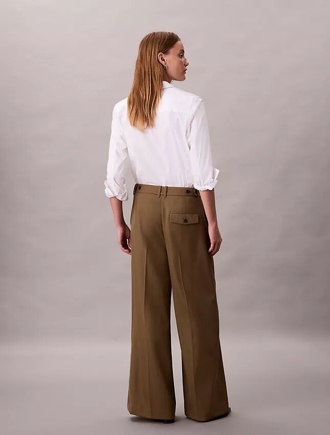 Pantaloni a gamba larga in gabardine di lana Pantaloni a gamba larga in gabardine di lana