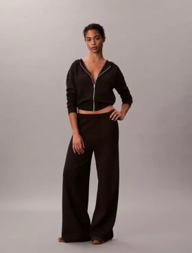 Pantaloni a gamba larga in maglia morbida