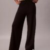 Pantaloni a gamba larga in maglia morbida Pantaloni a gamba larga in maglia morbida