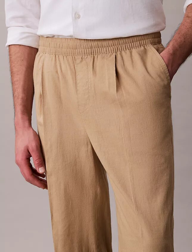 Pantaloni a pieghe in misto lino Pantaloni a pieghe in misto lino