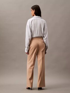 Pantaloni a zampa in misto gabardine di lana