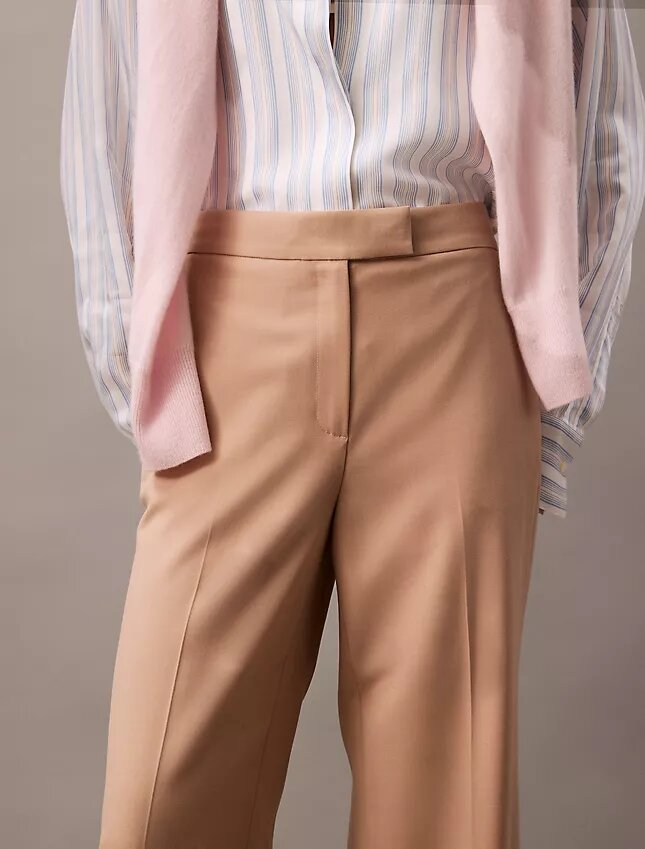 Pantaloni a zampa in misto gabardine di lana Pantaloni a zampa in misto gabardine di lana