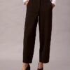 Pantaloni a zampa in twill di cotone elasticizzato Pantaloni a zampa in twill di cotone elasticizzato