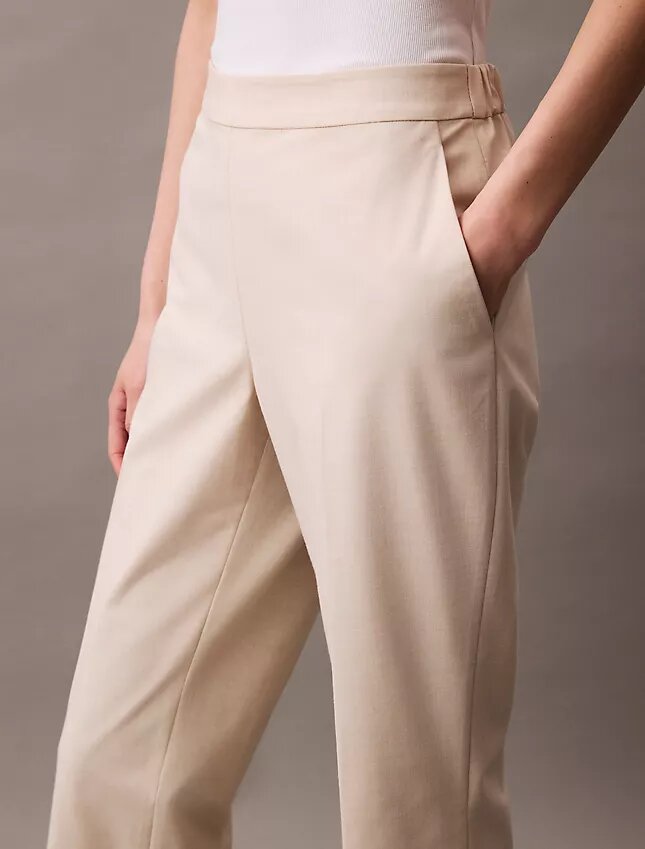 Pantaloni affusolati elasticizzati raffinati Pantaloni affusolati elasticizzati raffinati