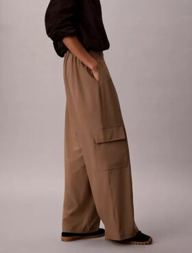 Pantaloni cargo a gamba larga da pendolare