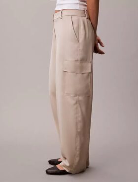 Pantaloni cargo comodi in twill di raso