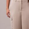 Pantaloni cargo comodi in twill di raso Pantaloni cargo comodi in twill di raso