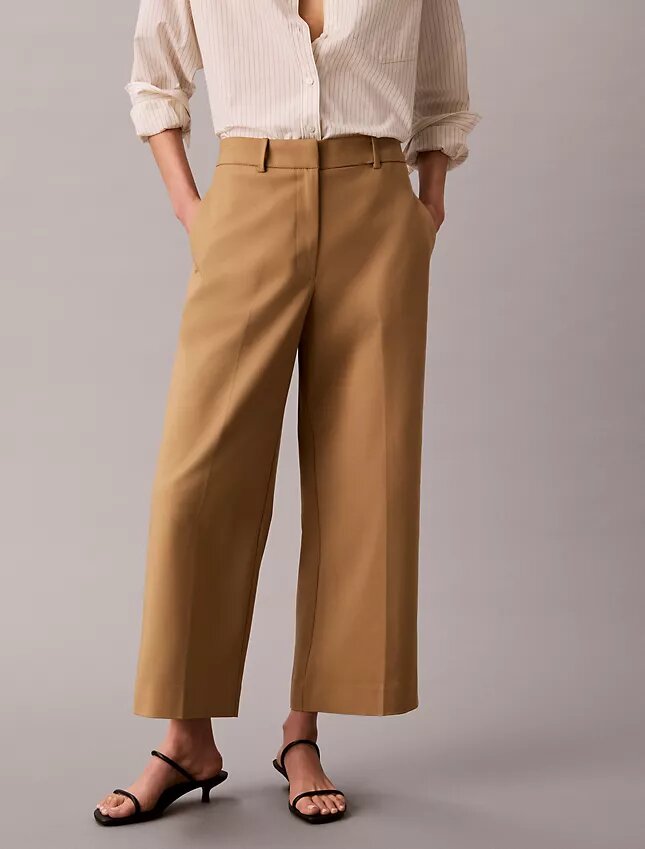 Pantaloni chino cropped a gamba larga Pantaloni chino cropped a gamba larga