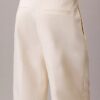 Pantaloni chino cropped a gamba larga Pantaloni chino cropped a gamba larga