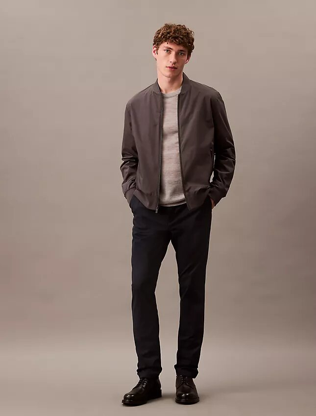 Pantaloni chino elasticizzati moderni Pantaloni chino elasticizzati moderni