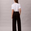 Pantaloni chino in cotone elasticizzato a gamba larga Pantaloni chino in cotone elasticizzato a gamba larga