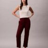 Pantaloni chino in cotone elasticizzato a vestibilità dritta Pantaloni chino in cotone elasticizzato a vestibilità dritta