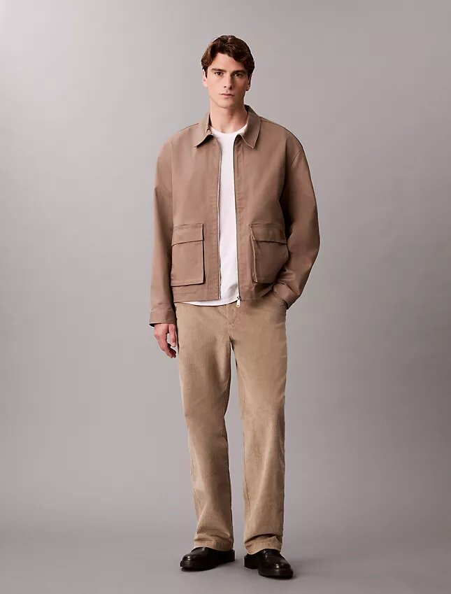 Pantaloni chino in velluto a coste dal taglio dritto anni ’90 Pantaloni chino in velluto a coste dal taglio dritto anni ’90