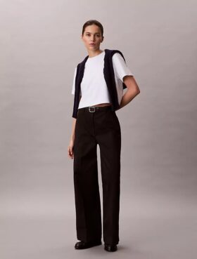 Pantaloni chino larghi