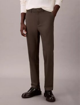 Pantaloni chino slim a zampa in raso di cotone