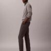 Pantaloni chino slim in raso di cotone Pantaloni chino slim in raso di cotone