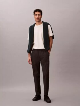 Pantaloni classici tecnici senza chiusura