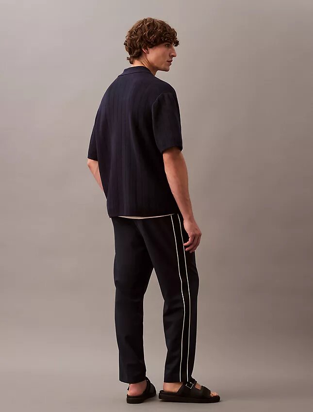 Pantaloni comodi a vita bassa Pantaloni comodi a vita bassa