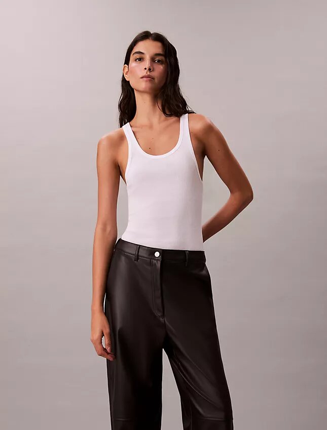 Pantaloni comodi in ecopelle Pantaloni comodi in ecopelle