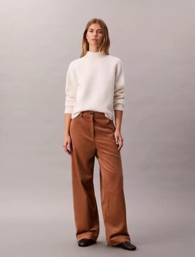 Pantaloni comodi in velluto a coste