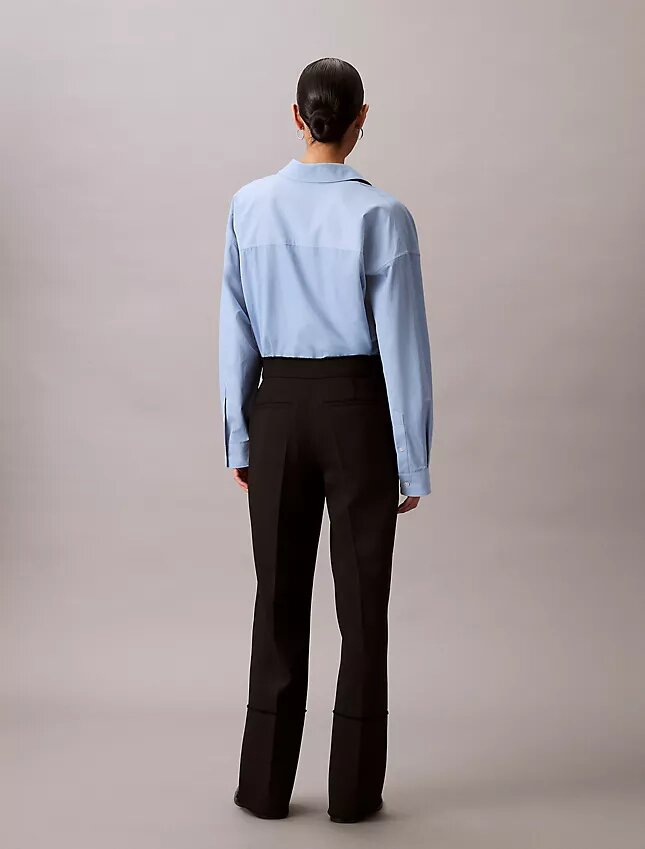 Pantaloni con bordi grezzi Pantaloni con bordi grezzi