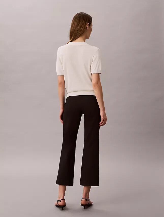 Pantaloni cropped a zampa in ponte Pantaloni cropped a zampa in ponte