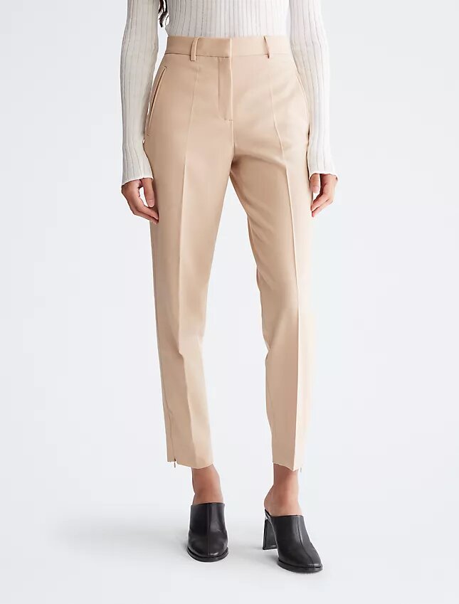 Pantaloni cropped affusolati alla caviglia Pantaloni cropped affusolati alla caviglia